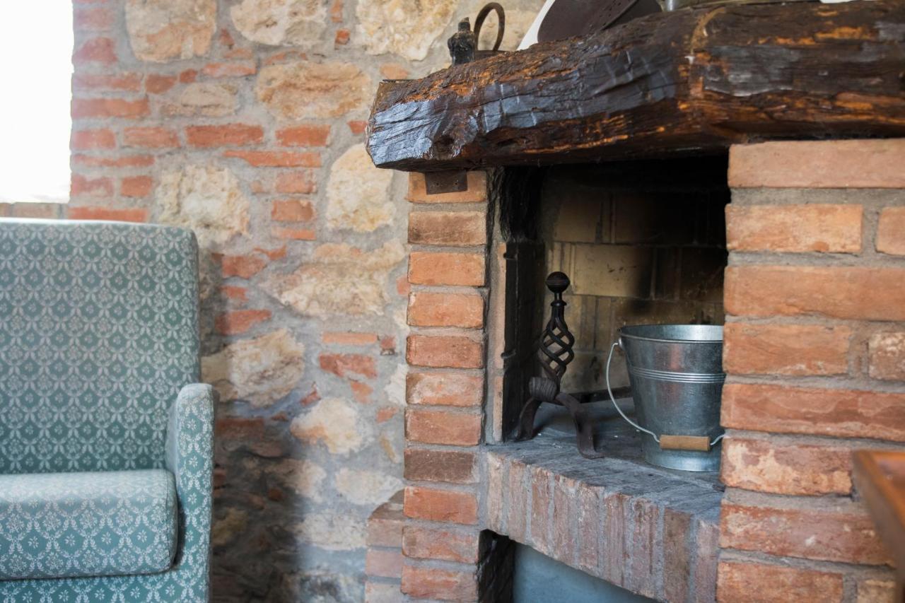 Agriturismo Pometti - Fattoria La Selva Trequanda Eksteriør billede